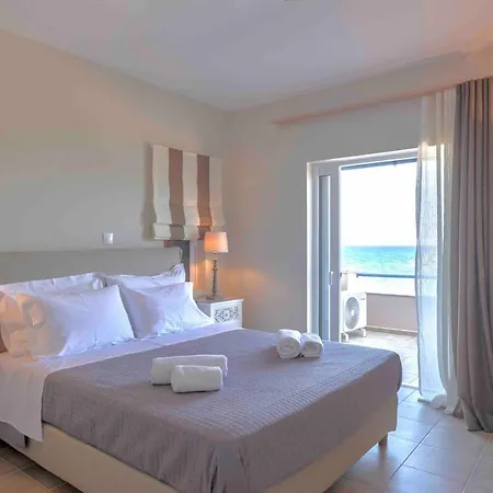 Relaxing Beachfront Private Heated Pool 2 Дом отдыха *