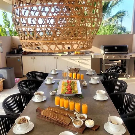 Relaxing Beachfront Private Heated Pool 2 Bouzaiika